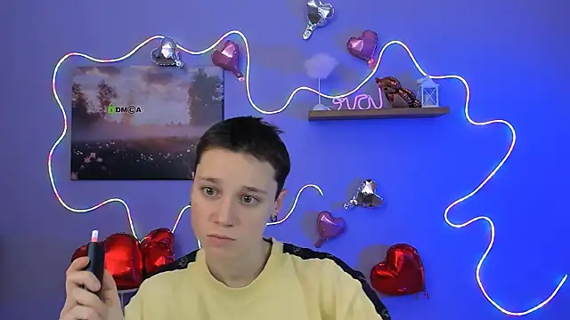 Snapshot of emi_fade chatting on 17, 2, 2026 emi fade online show from 17, 2, 2026