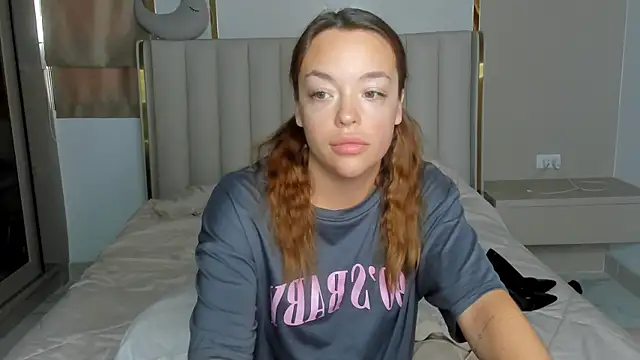 Snapshot of stellaa_quenn chatting on 17, 4, 2026 stellaa quenn online show from 17, 4, 2026