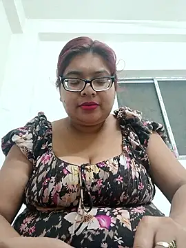 Snapshot of Elie_Hallway chatting on 5, 2, 2026 Elie Hallway online show from 5, 2, 2026