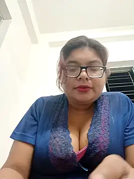 Snapshot of Elie_Hallway chatting on 30, 4, 2026 Elie Hallway online show from 30, 4, 2026