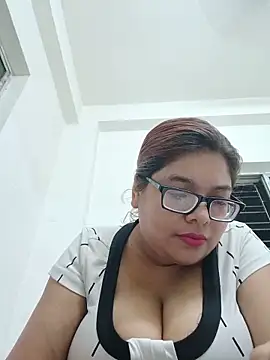 Snapshot of Elie_Hallway chatting on 19, 5, 2026 Elie Hallway online show from 19, 5, 2026