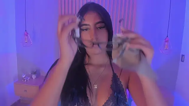 Snapshot of victoria_figueroa chatting on 1, 6, 2026 victoria figueroa online show from 1, 6, 2026