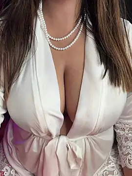 Snapshot of queen-panda chatting on 1, 3, 2026 queen-panda online show from 1, 3, 2026