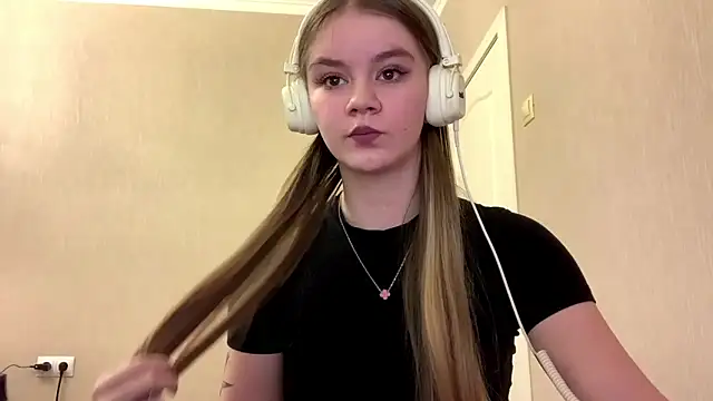 AgnesShy  online show from 2, 3, 2026