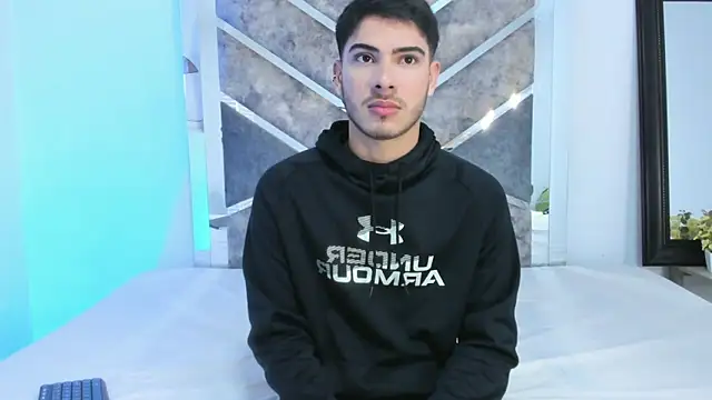 Apolo Gray online show from 3, 2, 2026