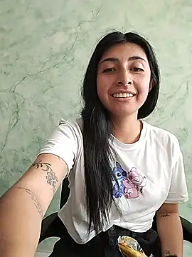 Snapshot of EmmaWilliamss4 chatting on 17, 2, 2026 EmmaWilliamss4 online show from 17, 2, 2026