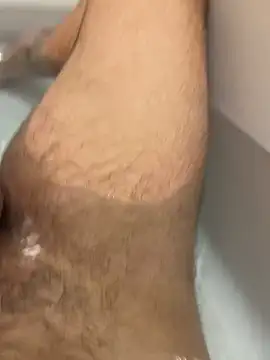 Snapshot of showtimebobby2424 chatting on 24, 2, 2026 showtimebobby2424 online show from 24, 2, 2026