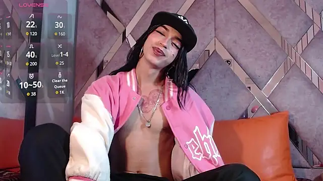 Snapshot of MeghanQueen__ chatting on 24, 2, 2026 MeghanQueen online show from 24, 2, 2026