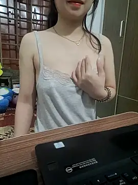 Snapshot of NinaKey chatting on 6, 7, 2026 NinaKey online show from 6, 7, 2026