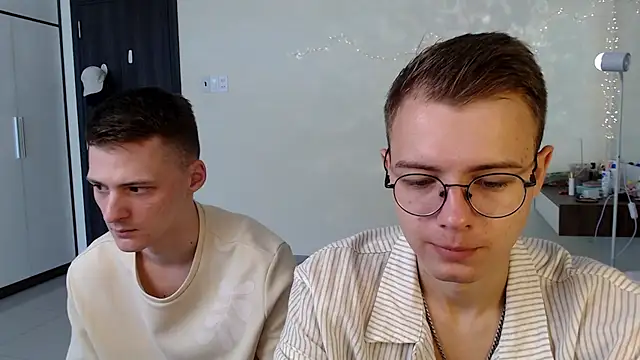 Snapshot of NikiKerryCum chatting on 18, 6, 2026 NikiKerryCum online show from 18, 6, 2026