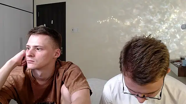 Snapshot of NikiKerryCum chatting on 22, 6, 2026 NikiKerryCum online show from 22, 6, 2026