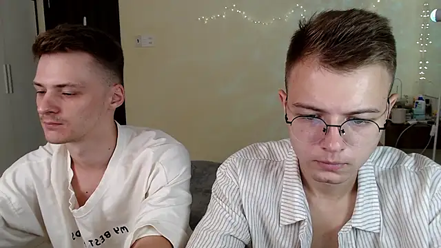 Snapshot of NikiKerryCum chatting on 25, 7, 2026 NikiKerryCum online show from 25, 7, 2026