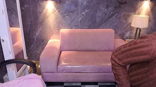 Snapshot of Sophie_jones_b chatting on 7, 4, 2026 Sophie jones b online show from 7, 4, 2026