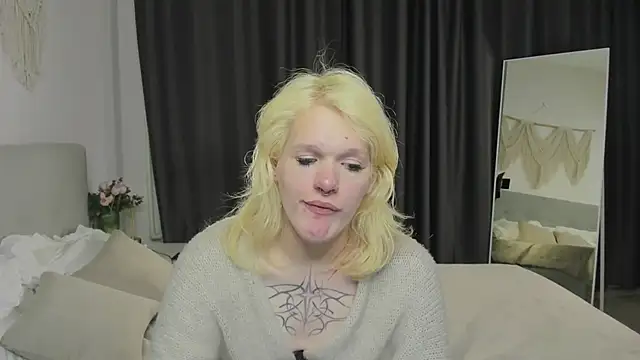 Snapshot of Lollita_Morgan chatting on 19, 4, 2026 Lollita Morgan online show from 19, 4, 2026