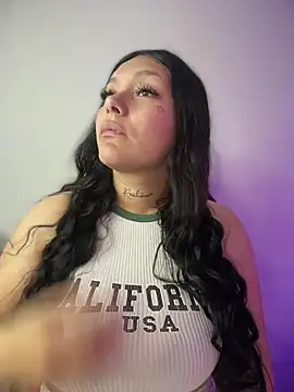 Miia  Taylor online show from 3, 2, 2026