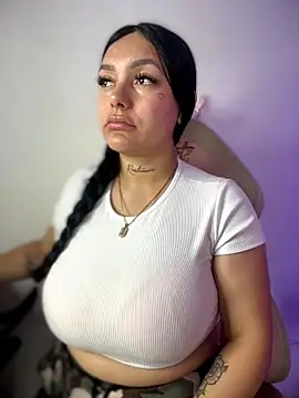 Miia  Taylor online show from 20, 2, 2026