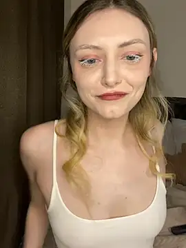 Leecey online show from 8, 3, 2026