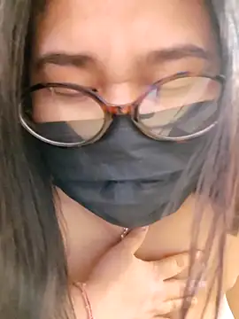 mini27mimi online show from 13, 6, 2026
