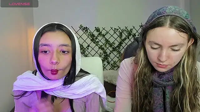 Snapshot of nana__rousse chatting on 3, 2, 2026 nana rousse online show from 3, 2, 2026