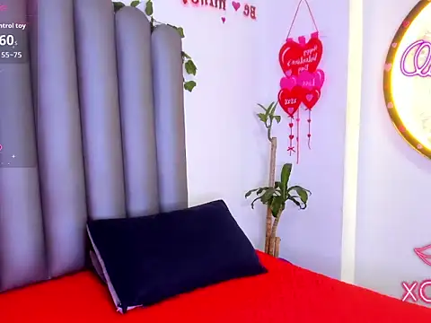 Miaa-Foxx online show from 30, 3, 2026