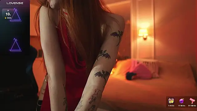 foxy red  online show from 13, 2, 2026