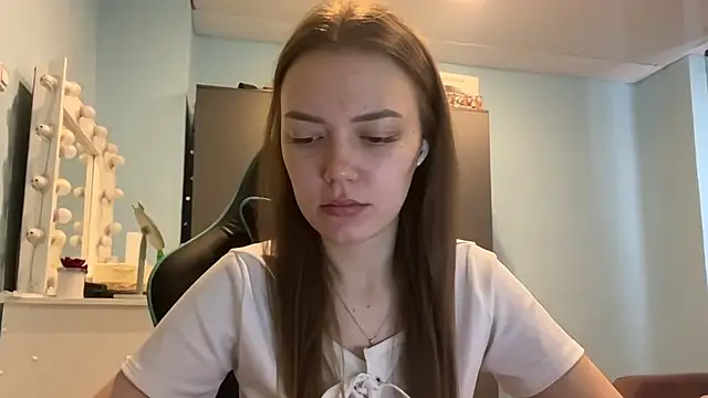 AndreeMerryman online show from 11, 4, 2026