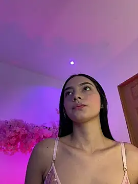 Doll Alaia  online show from 21, 2, 2026