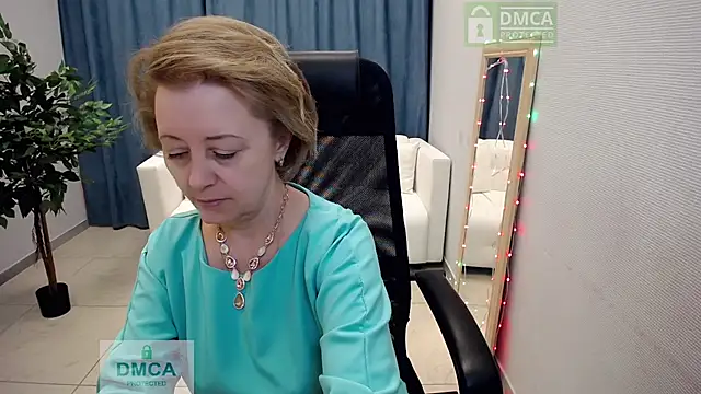 MONA W online show from 18, 4, 2026