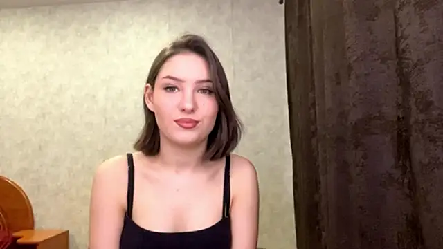 Snapshot of FoxieFlare chatting on 3, 2, 2026 FoxieFlare online show from 3, 2, 2026