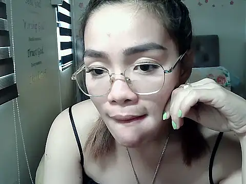 Snapshot of sangkissed92 chatting on 8, 3, 2026 sangkissed92 online show from 8, 3, 2026