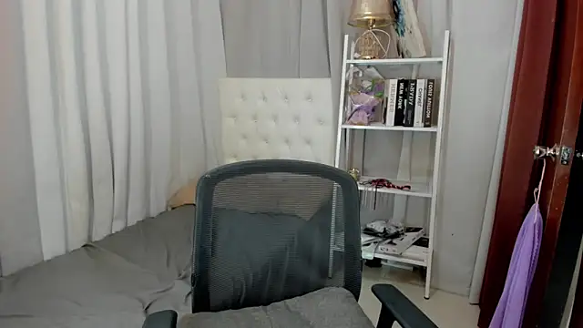 Snapshot of urtwinkjoshx chatting on 2, 3, 2026 urtwinkjoshx online show from 2, 3, 2026