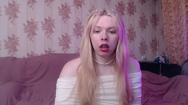 Snapshot of Cutie_Bambi chatting on 9, 2, 2026 Cutie Bambi online show from 9, 2, 2026