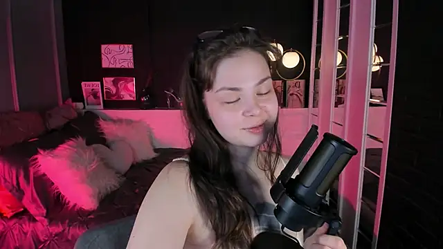 Snapshot of Maykinkya chatting on 11, 3, 2026 Maykinkya online show from 11, 3, 2026