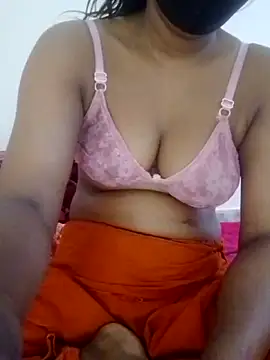 Toma7890 online show from 7, 4, 2026