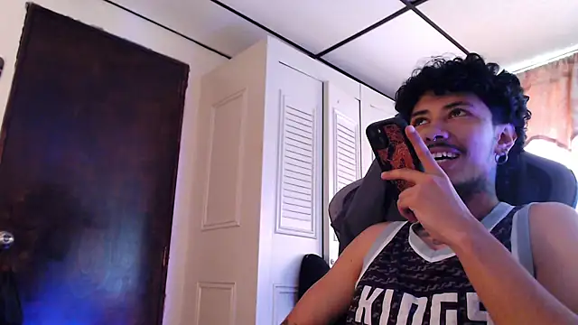 D3v1L88 online show from 8, 4, 2026