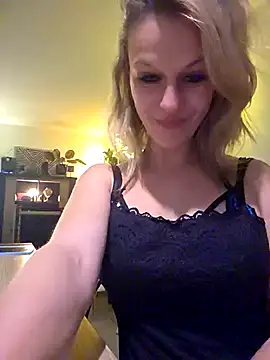 Couple-Kiwii-Orchidee-Boy online show from 2, 3, 2026