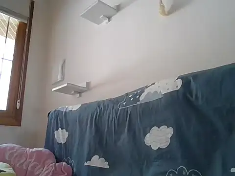 Snapshot of Vinni_19cm chatting on 14, 3, 2026 Vinni 19cm online show from 14, 3, 2026