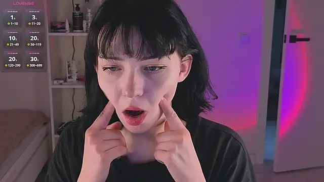 Snapshot of Doll_lira chatting on 8, 7, 2026 Doll lira online show from 8, 7, 2026