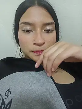 Snapshot of valentina_ks chatting on 7, 3, 2026 valentina ks online show from 7, 3, 2026