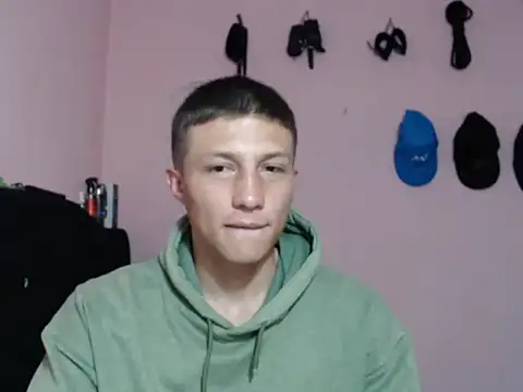 Snapshot of Cronos_Hot_8 chatting on 10, 2, 2026 Cronos Hot 8 online show from 10, 2, 2026