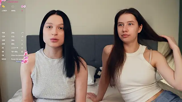 ZofiaSoshnik online show from 2, 2, 2026