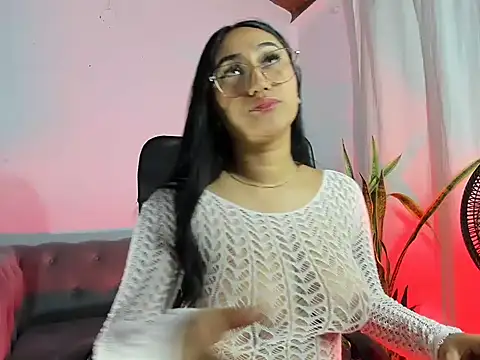 Snapshot of camila_wood chatting on 30, 4, 2026 camila wood online show from 30, 4, 2026