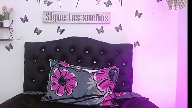 Snapshot of Coral_Villalobos chatting on 27, 2, 2026 Coral Villalobos online show from 27, 2, 2026