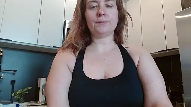 Snapshot of HazelSkyesChat chatting on 20, 5, 2026 HazelSkyesChat online show from 20, 5, 2026