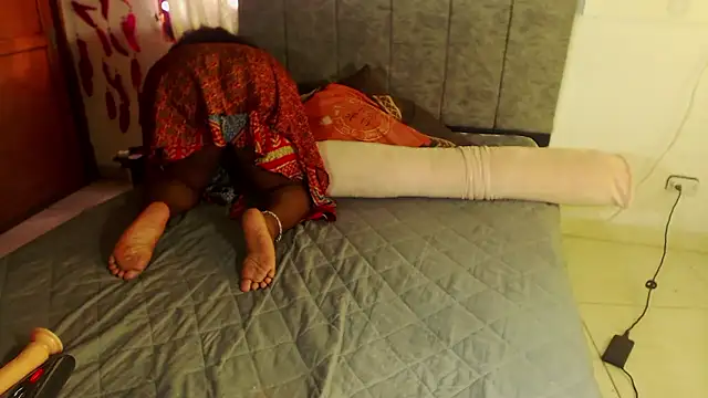 Snapshot of karlaebony chatting on 20, 2, 2026 karlaebony online show from 20, 2, 2026