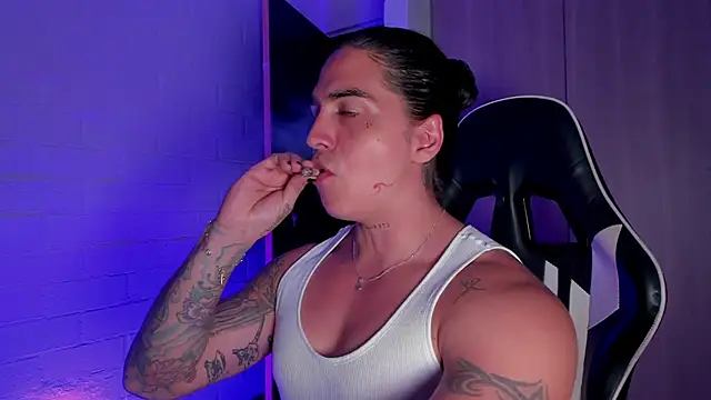 Snapshot of Cry_Duran chatting on 2, 3, 2026 Cry Duran online show from 2, 3, 2026