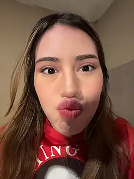 Snapshot of romyamo chatting on 29, 6, 2026 romyamo online show from 29, 6, 2026