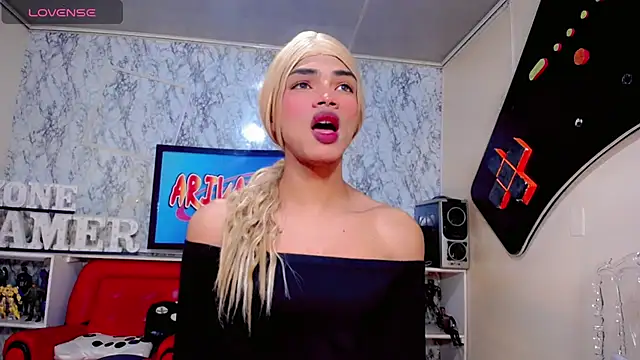 Karol Vanessa   online show from 18, 5, 2026