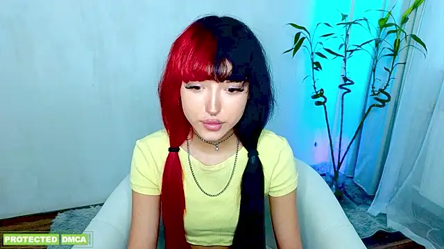   Amiraa online show from 4, 3, 2026