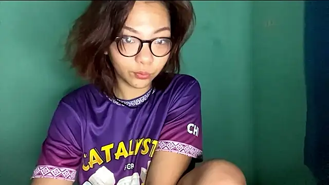 TerisaYellow online show from 3, 3, 2026